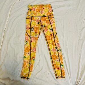 Capri Length Vibrant Citrus Print Leggings